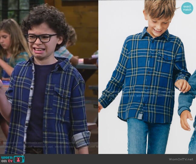 Double-Faced Plaid Shirt by Zara worn by Matteo Silva (Raphael Alejandro) on Bunkd