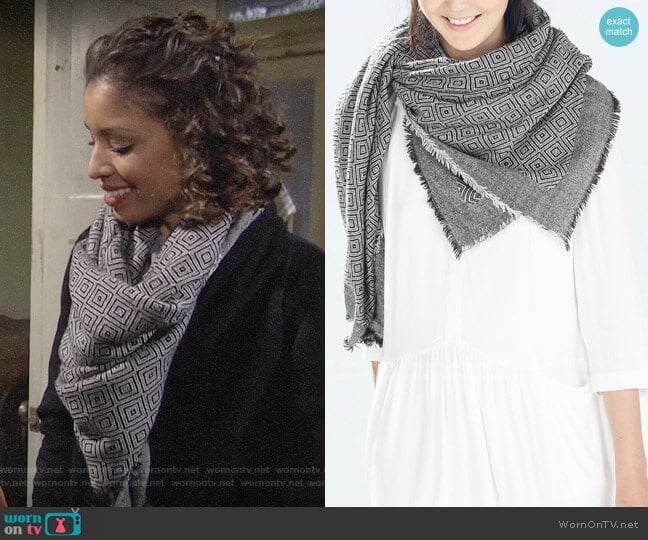 Zara Geometric Scarf worn by Elena Dawson (Brytni Sarpy) on The Young and the Restless