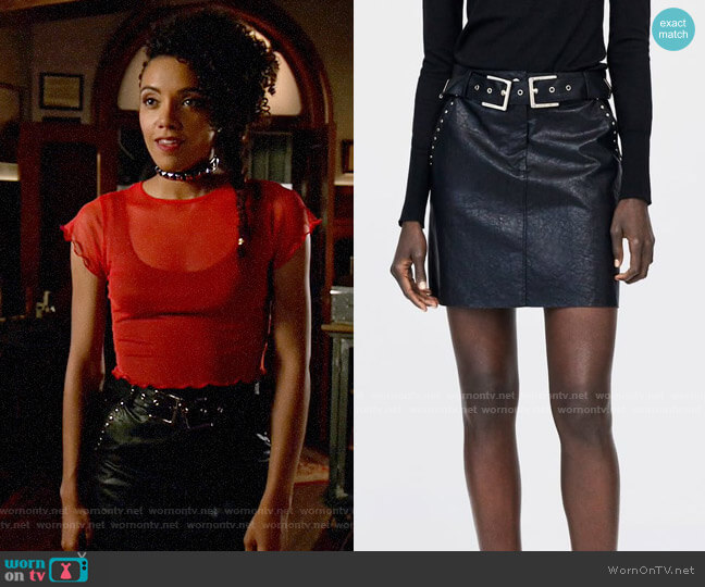Zara Studded Mini Faux Leather Skirt worn by Charlie (Maisie Richardson-Sellers) on Legends of Tomorrow