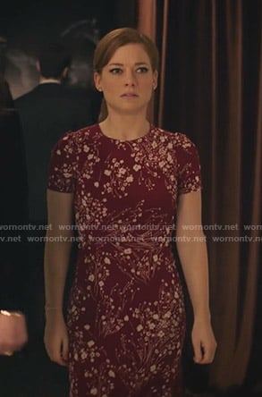 Zoey’s red floral short sleeve dress on Zoeys Extraordinary Playlist