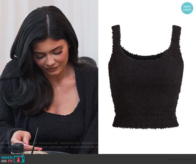 WornOnTV: Kylie's black textured robe and tank on Keeping Up with