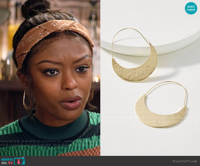 Anthropologie Crescent Hoop Earrings worn by Ali Finer (Javicia Leslie) on God Friended Me