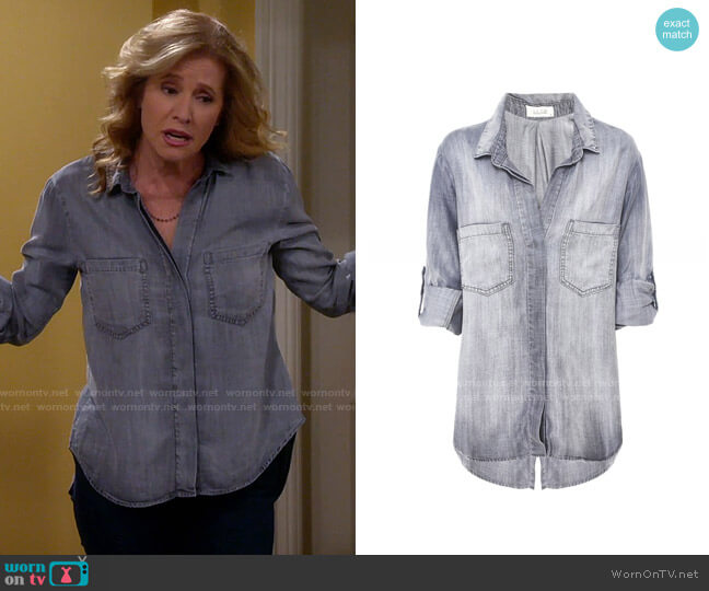 Bella Dahl Split Back Shirt worn by Vanessa Baxter (Nancy Travis) on Last Man Standing