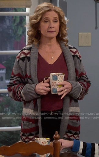 Vanessa's grey printed cardigan on Last Man Standing