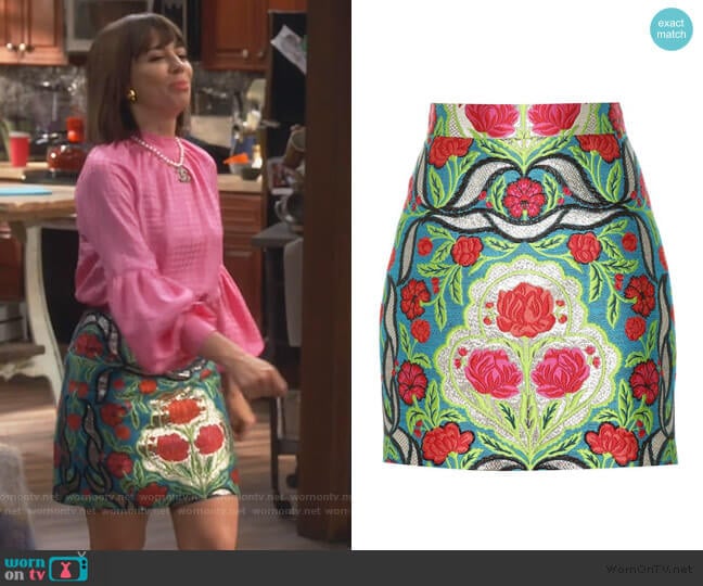 Floral Metallic Skirt by Gucci worn by Elizabeth (Natasha Leggero) on Broke