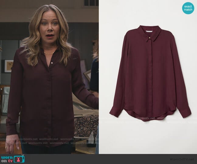 Long-sleeved Blouse by H&M worn by Jen Harding (Christina Applegate) on Dead to Me