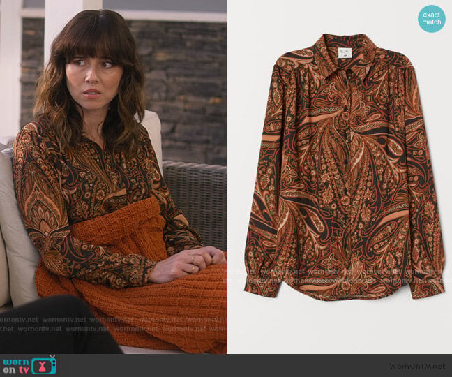 Patterned Blouse by H&M worn by Judy Hale (Linda Cardellini) on Dead to Me