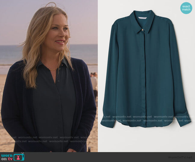 Long Sleeve Blouse by H&M worn by Jen Harding (Christina Applegate) on Dead to Me