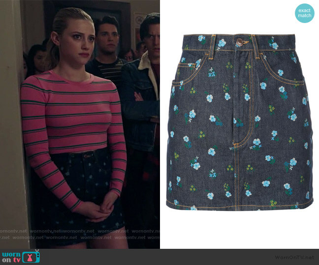 WornOnTV: Betty's pink striped top and floral denim mini skirt on Riverdale, Lili Reinhart