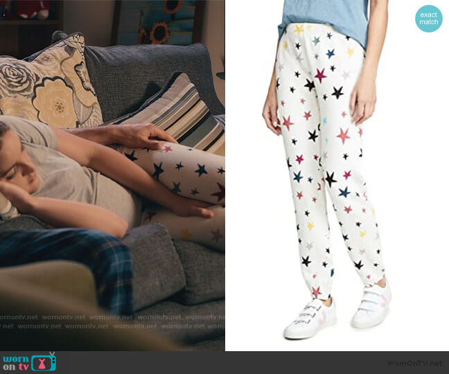 Color Star Sweatpants by Monrow worn by Noreen Fitzgibbons (Jamie Lynn Spears) on Sweet Magnolias