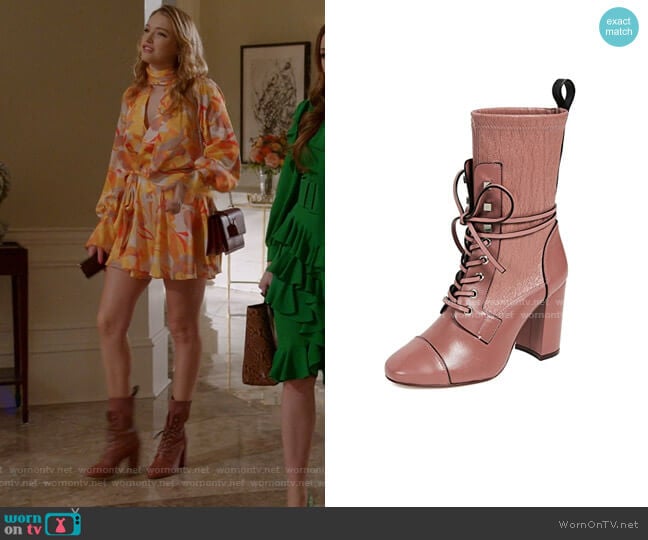 Veruka Boots by Stuart Weitzman worn by Kirby Anders (Maddison Brown) on Dynasty