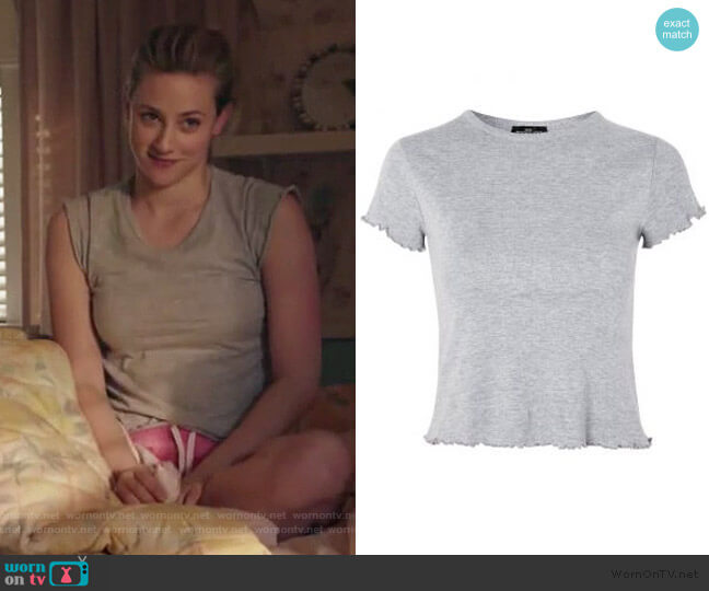 Gray Lettuce Crop Top by Topshop worn by Betty Cooper (Lili Reinhart) on Riverdale