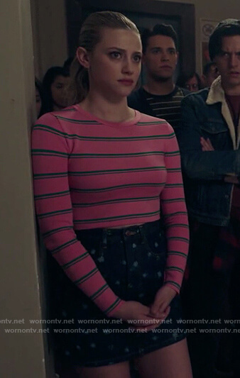 Betty's pink striped top and floral denim mini skirt on Riverdale