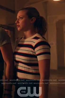 Betty’s white striped short sleeve top