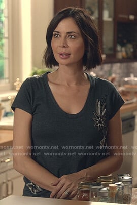 Cassie’s grey star embroidered tee on Good Witch