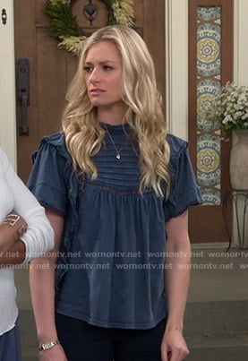 The Neighborhood 4x14 Welcome to the Big Little Leagues Outfits & Fashion