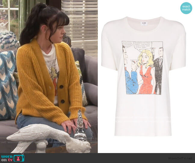 Jackie’s white comic print tee on Broke