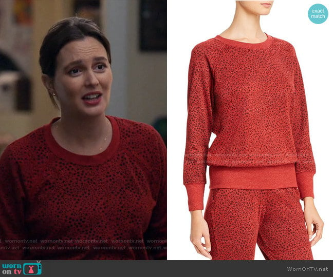 Star Print Sweatshirt by Sundry worn by Angie (Leighton Meester) on Single Parents