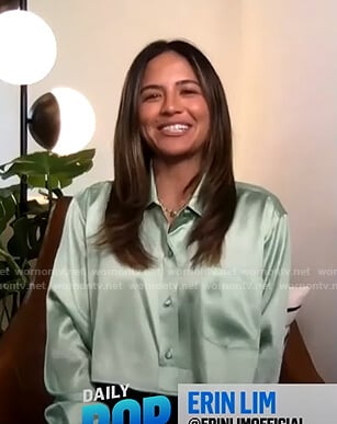 Erin’s green cropped satin shirt on E! News Daily Pop