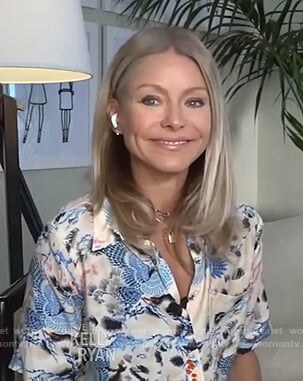 Kelly’s bird print shirt on Live with Kelly and Ryan