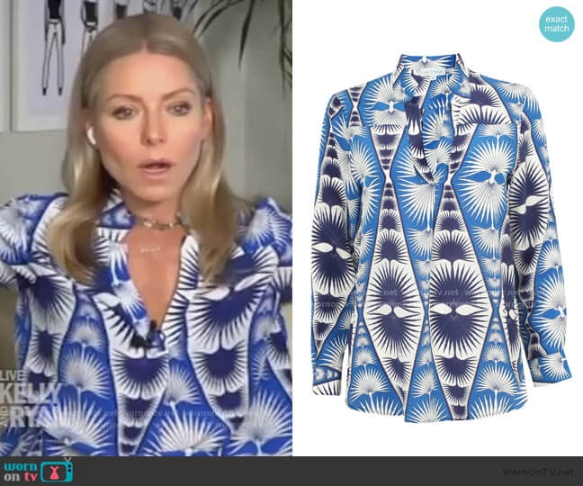 WornOnTV: Kelly’s blue fan print blouse on Live with Kelly and Ryan ...