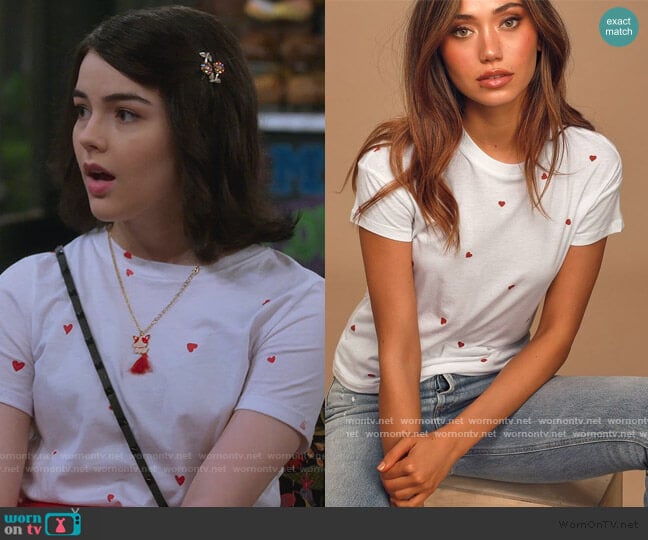 Hearts Modern White and Red Heart Print Tee by Z Supply worn by Hannah (Merit Leighton) on Alexa & Katie