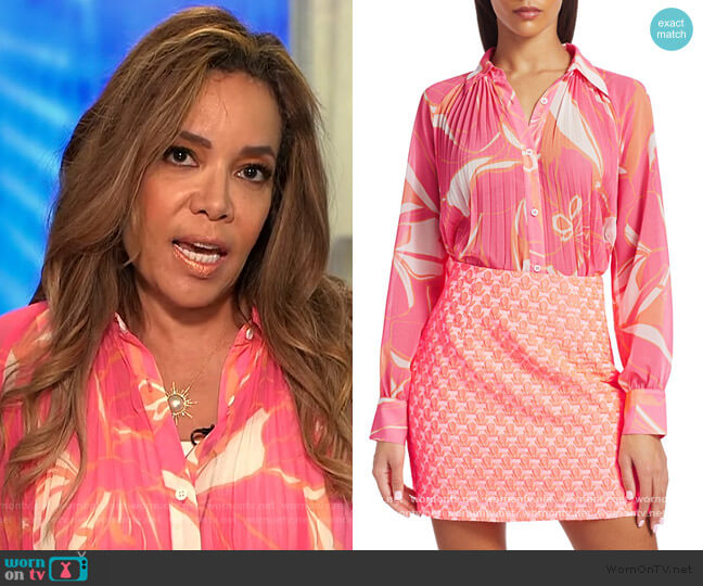 WornOnTV: Sunny’s pink floral blouse on The View | Sunny Hostin ...