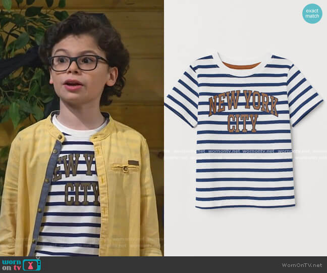 T-shirt with Printed Design by H&M worn by Matteo Silva (Raphael Alejandro) on Bunkd