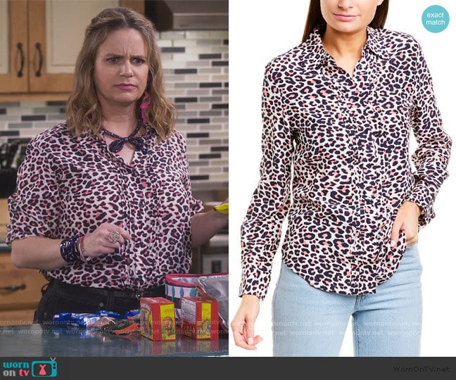 Tali Print Blouse by Zadig and Voltaire worn by Kimmy Gibbler (Andrea Barber) on Fuller House