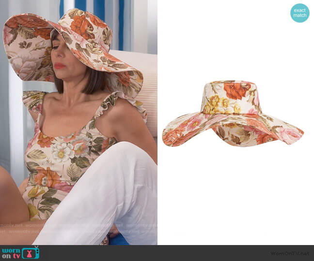 Jackie’s floral sun hat on Broke