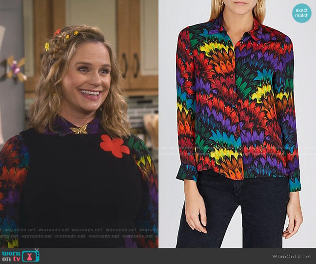 Kimmy’s multicolor feather print blouse on Fuller House