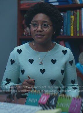 Beth’s blue heart print sweater on Stargirl