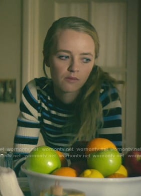 Jenny Broderick's blue striped ribbed sweater on Dirty John