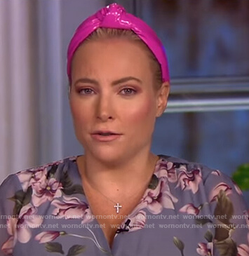 Meghan’s pink leather knotted headband on The View