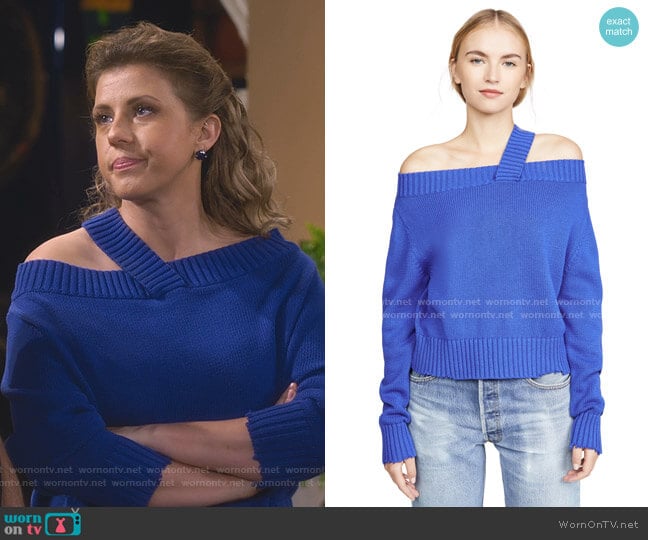 WornOnTV: Stephanie’s blue off-shoulder sweater on Fuller House | Jodie ...