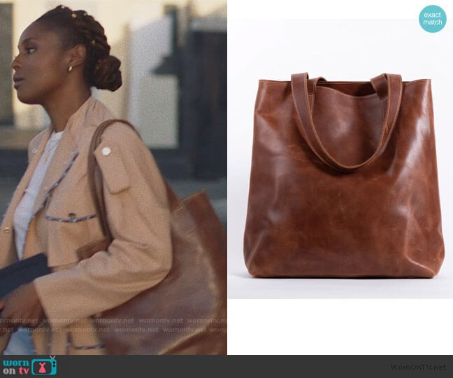 Hanna Leather Tote by Unoeth worn by Issa Dee (Issa Rae) on Insecure