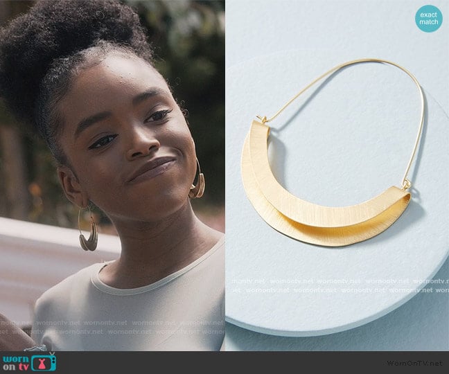 Folded Crescent Demi-Hoop Earrings by Anthropologie worn by Zora Greenleaf (Lovie Simone) on Greenleaf