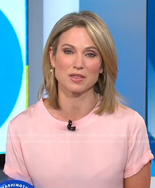 Amy’s pink t-shirt on Good Morning America