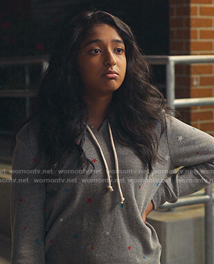 Devi’s gray star hoodie on Never Have I Ever
