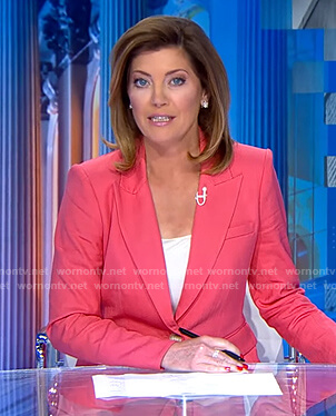 Norah’s pink blazer on CBS Evening News