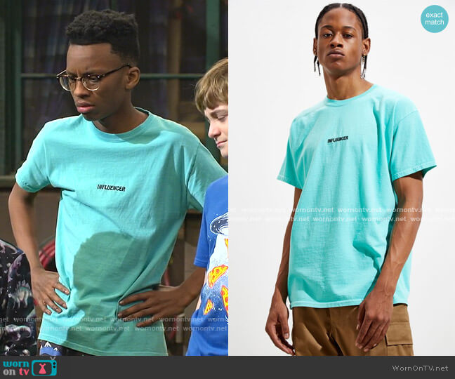 Influencer Tee by Urban Outfitters worn by Noah Lambert (Israel Johnson) on Bunkd