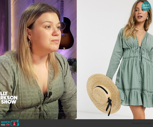 lace insert button through mini smock dress in khaki by ASOS worn by Kelly Clarkson on The Kelly Clarkson Show