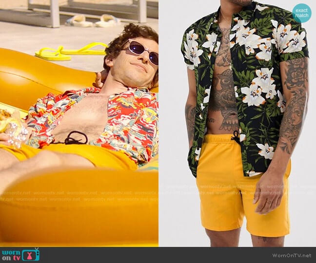 ASOS DESIGN Swim Shorts in Mustard Mid Length worn by Nyles (Andy Samberg) on Palm Springs (2020)