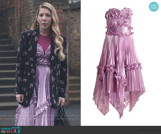 Archive II The 1977 Sunray gown by Zandra Rhodes worn by Katherine (Katherine Ryan) on The Duchess