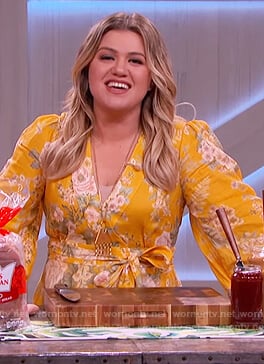 Kelly’s yellow floral print wrap dress on The Kelly Clarkson Show