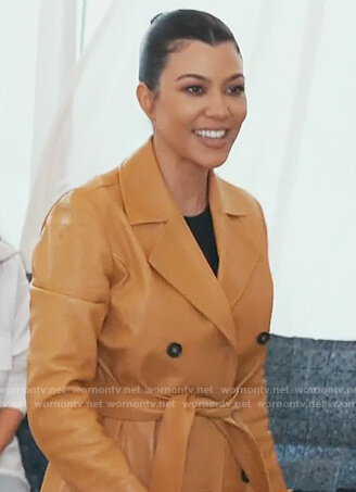 Kourtney brown leather coat on on Keeping Up with the Kardashians