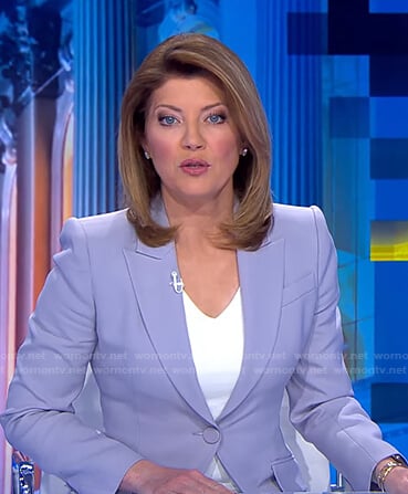 Norah O’Donnell Outfits & Fashion on CBS Evening News | Norah O’Donnell