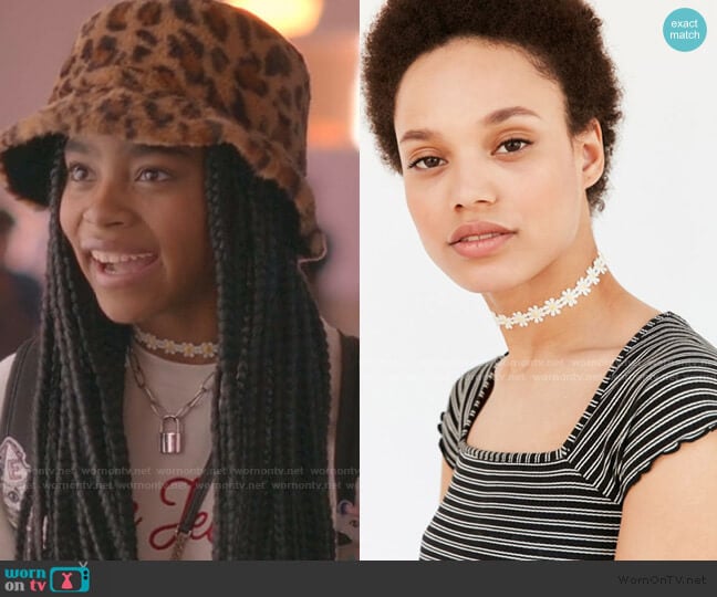Daisy Chain Choker Necklace by Urban Outfitters worn by Flynn (Jadah Marie) on Julie & the Phantoms