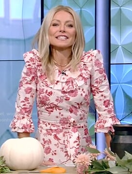 Kelly’s floral print ruffle dress on Live with Kelly and Ryan