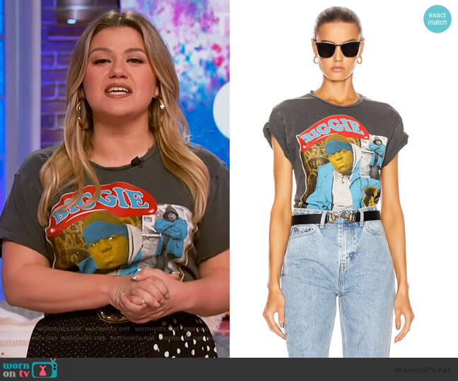 Biggie Smalls Tee by Madeworn worn by Kelly Clarkson on The Kelly Clarkson Show